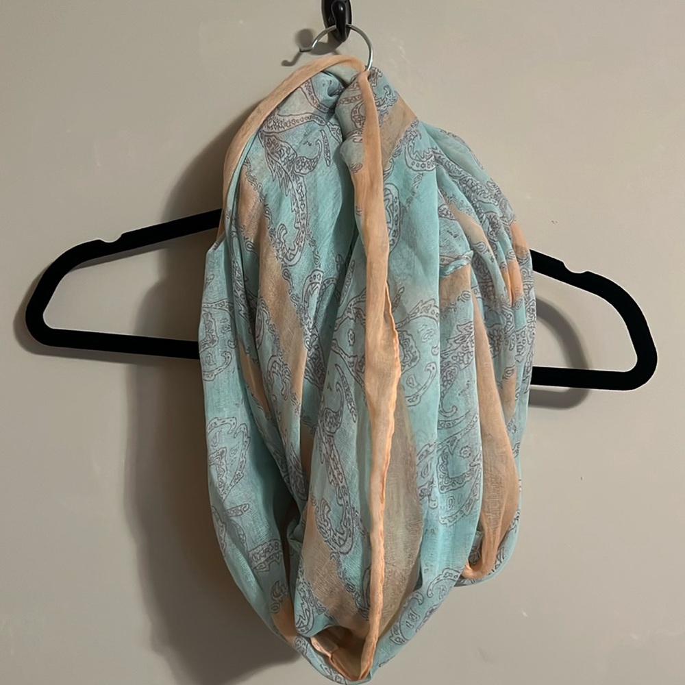 German Infinity Scarf